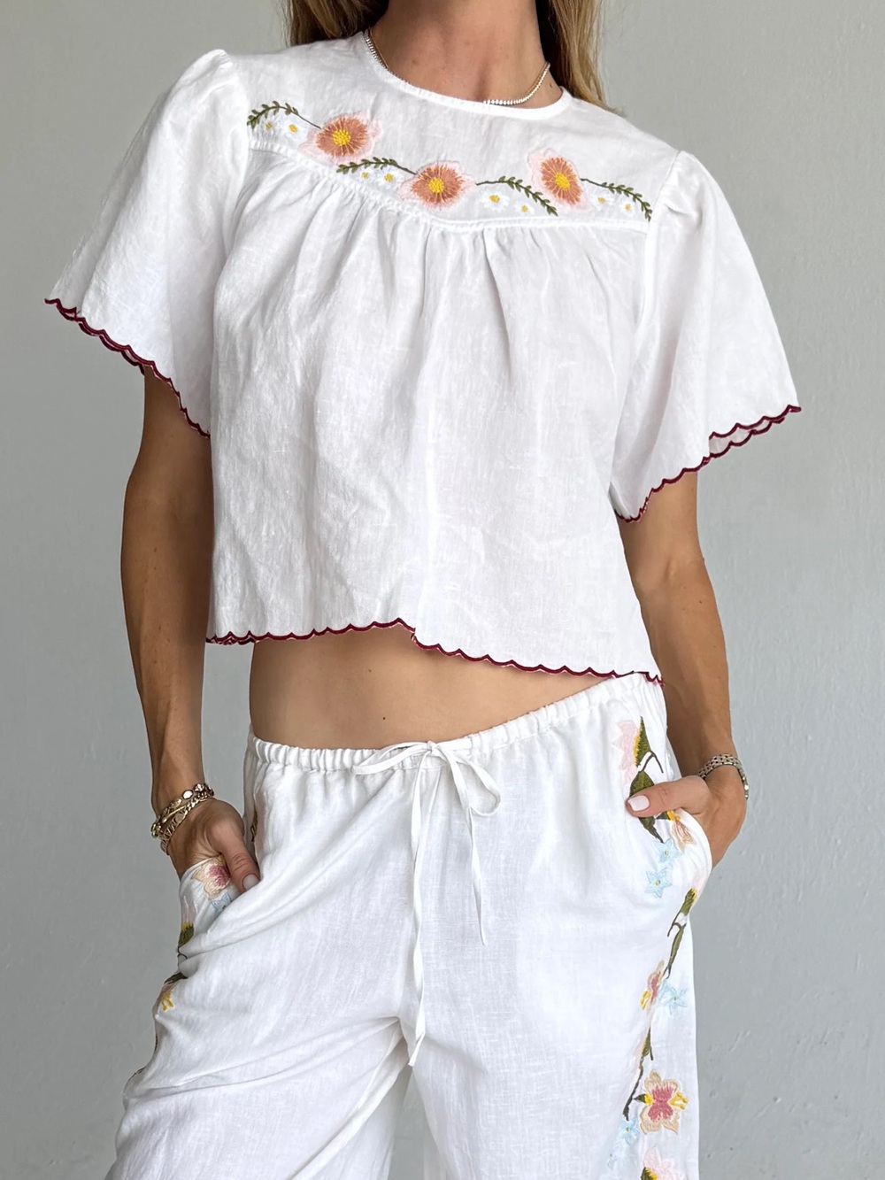 Idoya White Embroidered Linen Top